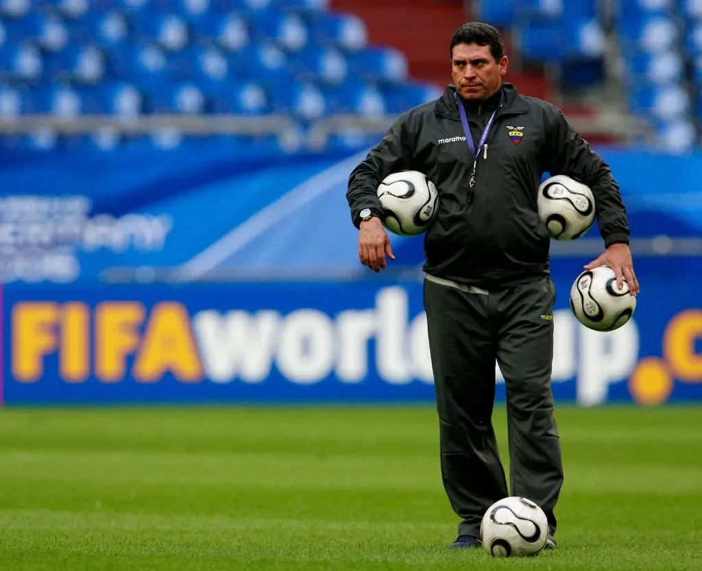 Luis Fernando Suárez clasificó a Ecuador al segundo mundial de su historia y debutó a la gran leyenda del fútbol tricolor, Antonio Valencia.