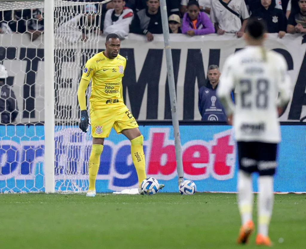 Foto: Rodrigo Coca/Agência Corinthians | Imagens da partida entre Corinthians e Newell’s Old Boys-ARG, na terça-feira (1º/08/2023), na Neo Química Arena, pelo jogo de ida das oitavas de final da CONMEBOL Sudamericana. Na foto: Carlos Miguel, Adson