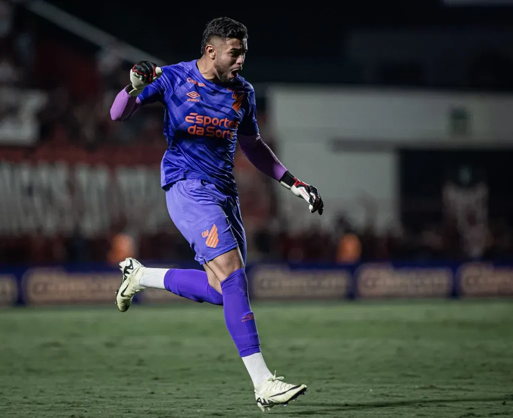 Mycael em ação pelo Athletico Paranaense. Foto: Isabela Azine/AGIF