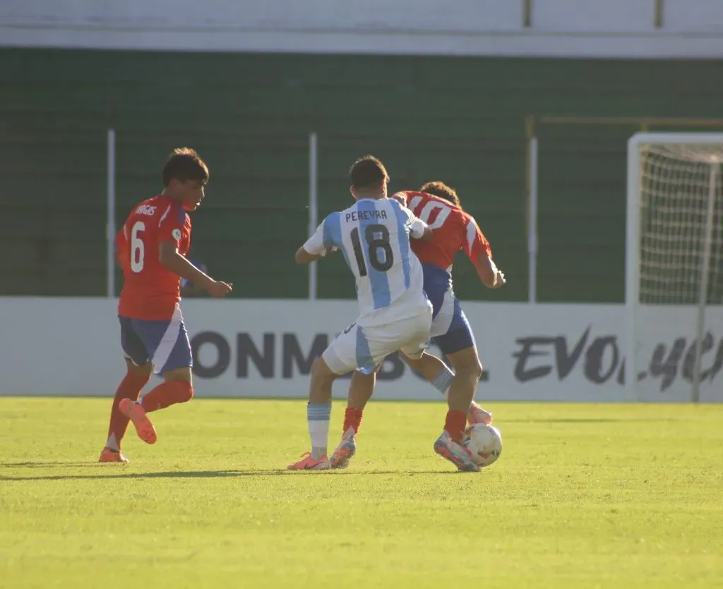 Lautaro Pereyra tuvo un gran partido ante Chile (Prensa AFA)