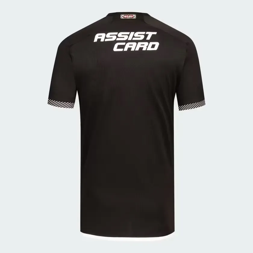 La parte posterior de la camiseta visita temporada 2024. Imagen: Adidas