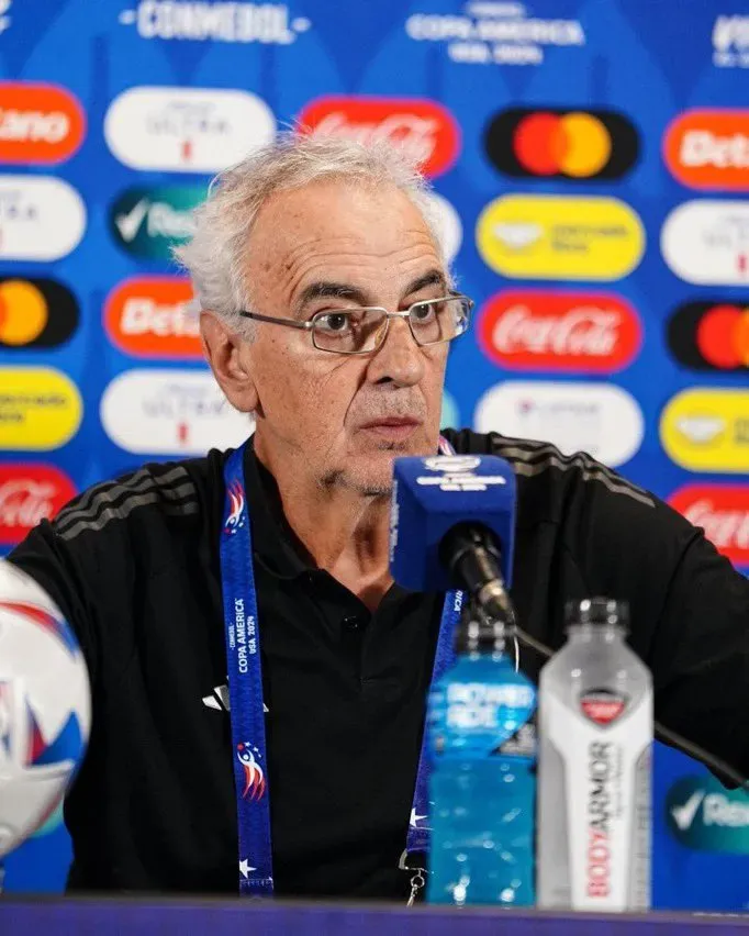 Jorge Fossati en Copa América de Estados Unidos. (Foto: Twitter).