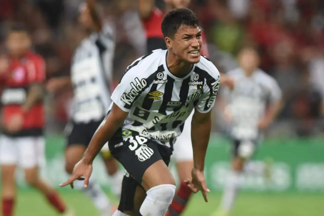 Marcos Leonardo marcou na última vitória do Santos sobre o Flamengo no Maracanã. Foto: Ivan Storti/Santos FC