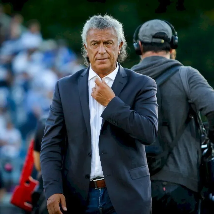 Néstor Gorosito en la previa de un partido. (Foto: AFA).