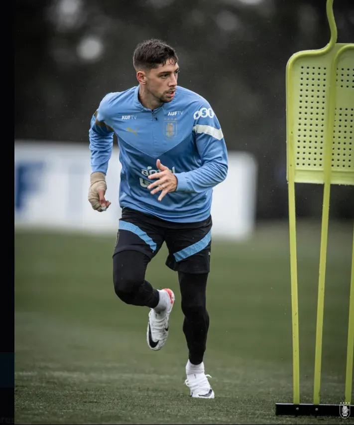 Federico Valverde en la práctica de Uruguay este 3 de septiembre. (Foto: Uruguay).