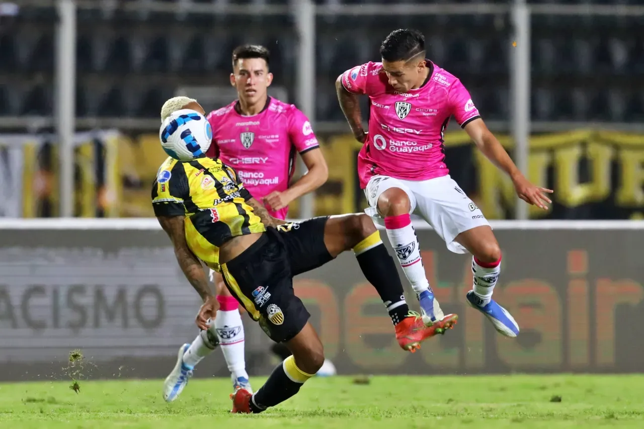 Matías Fernández deja Independiente del Valle y es nuevo jugador de Colo Colo (Getty Images)