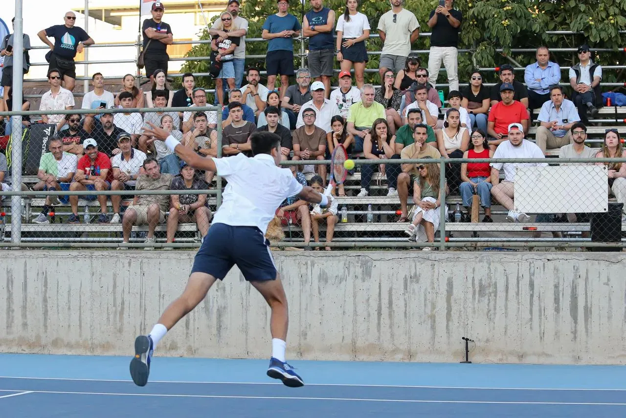 Tomás Barrios en el Club Providencia.