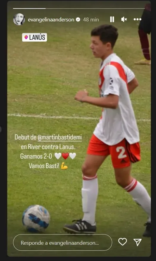 El debut de Bastián Demichelis y la alegría de su mamá (Foto: Instagram)