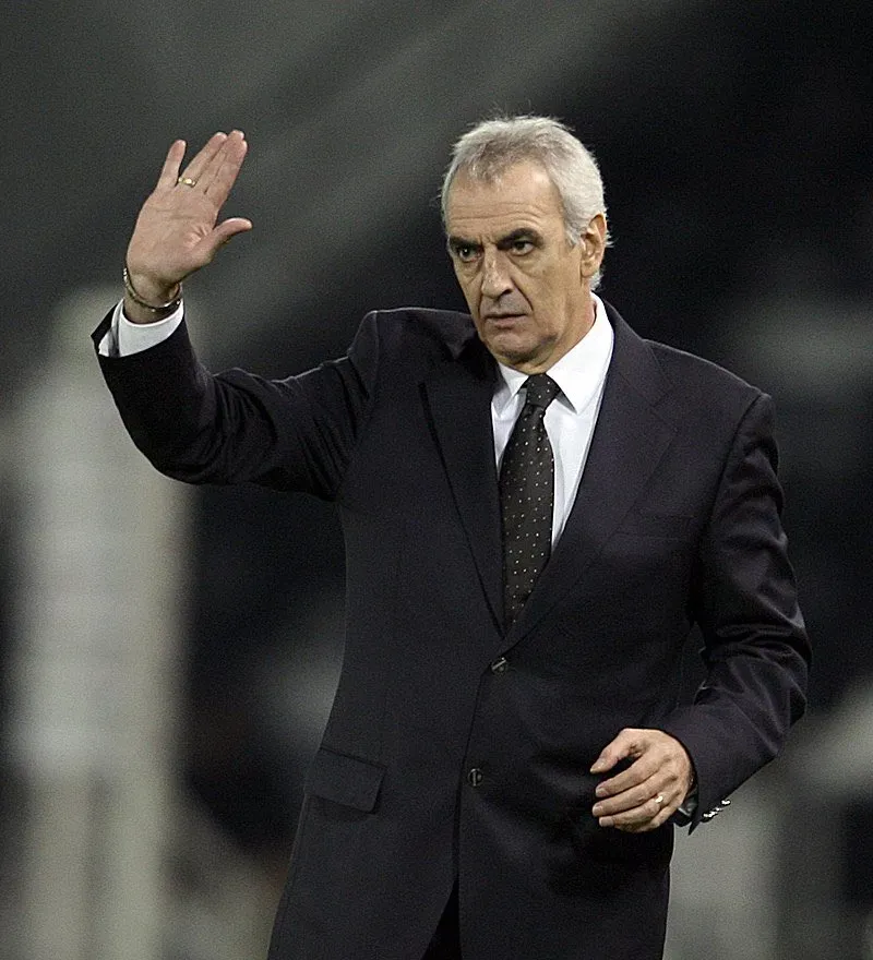 Jorge Fossati trabajando para la Selección de Qatar. (Foto: Getty).