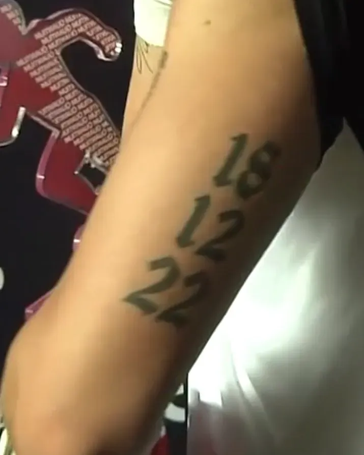 El tatuaje de Mastantuono. (Foto: TyC Sports).