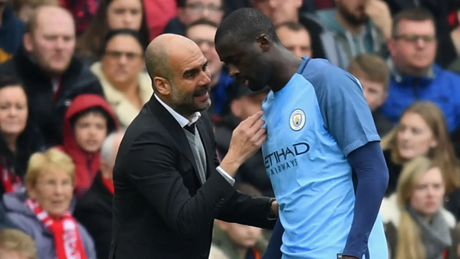 Yaya Touré sigue arremetiendo contra Guardiola por sus formas como entrenador: GETTY