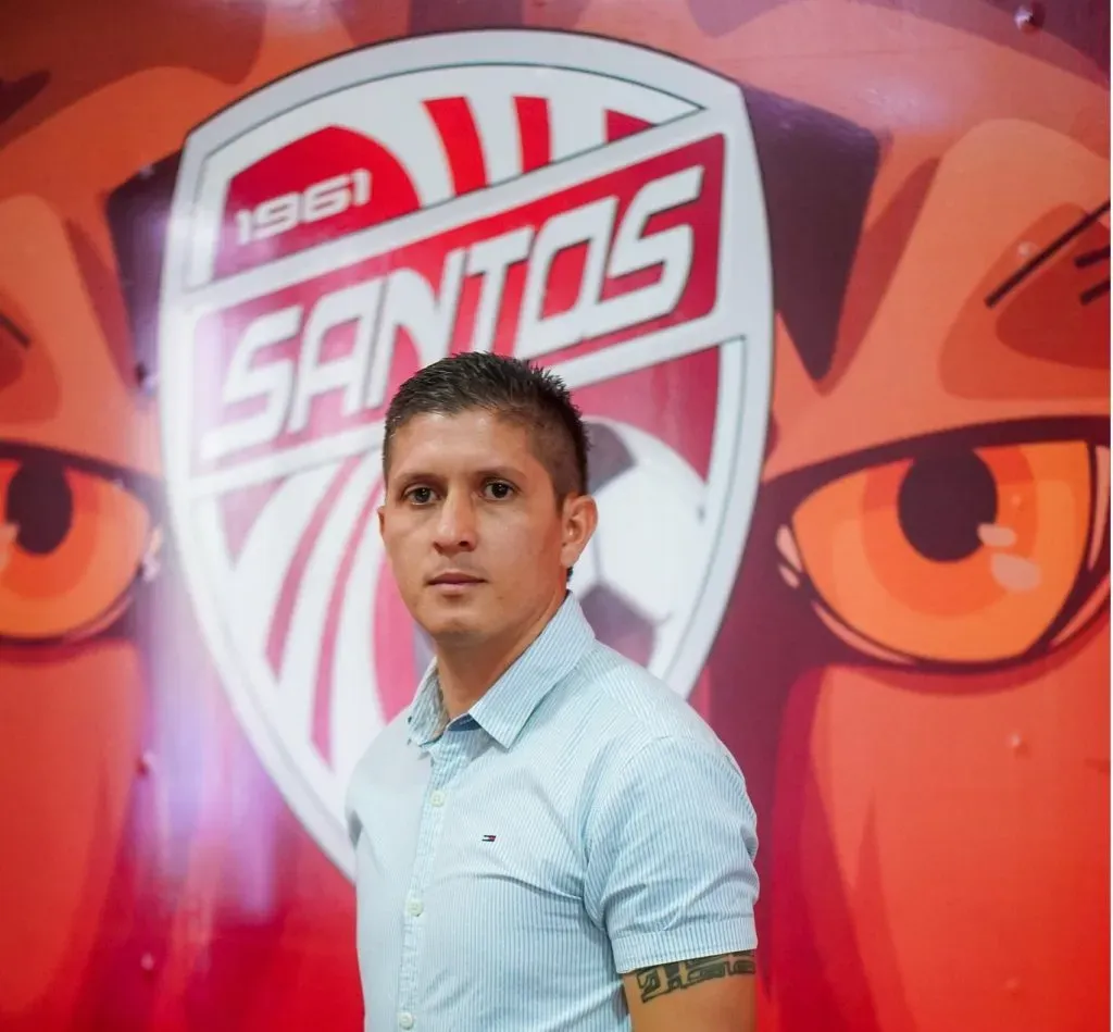 Argenis Fernández, asistente técnico de Santos