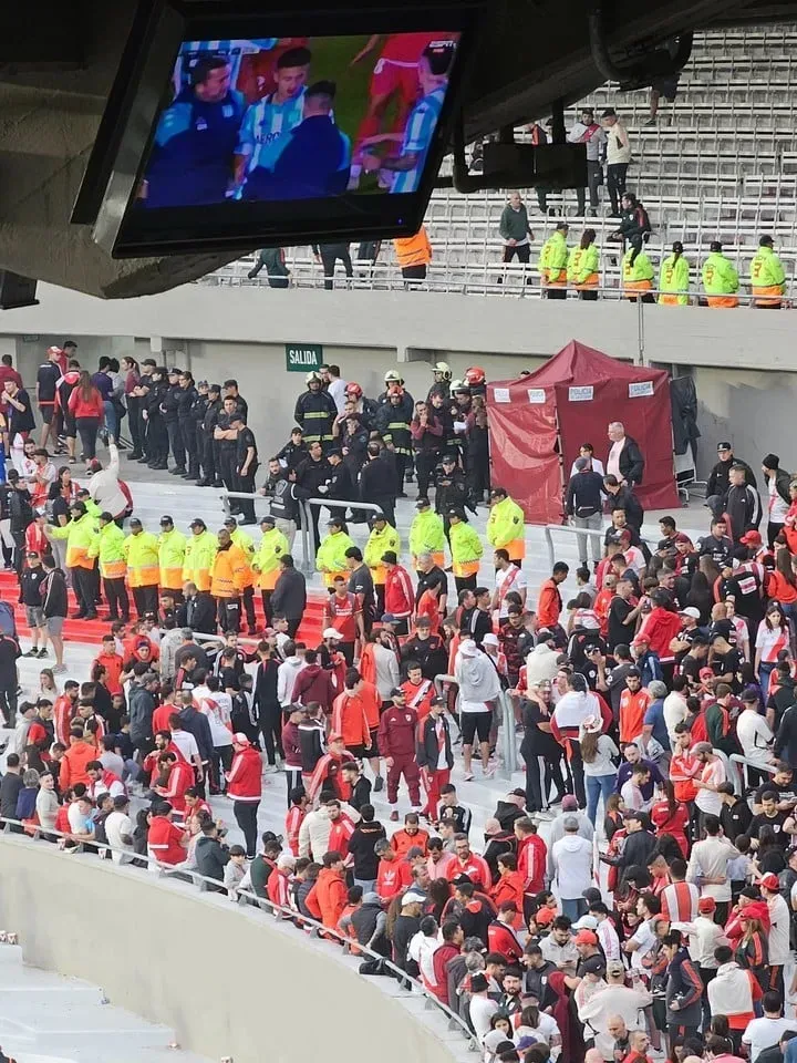 Tragedia en el estadio Más Monumental de River.