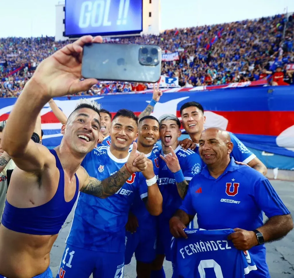 La selfie con el celular del fotógrafo de U de Chile, en el triunfo ante Palestino. Foto: U de Chile.