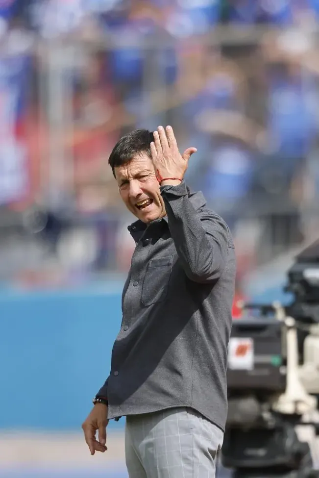 El Nano Díaz cerró una entrevista con un dardo para “gente que no es buena”. (Pepe Alvujar/Photosport).