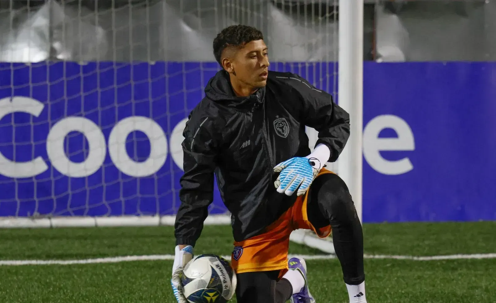 Alexandre Lezcano suena para Saprissa (AD San Carlos).