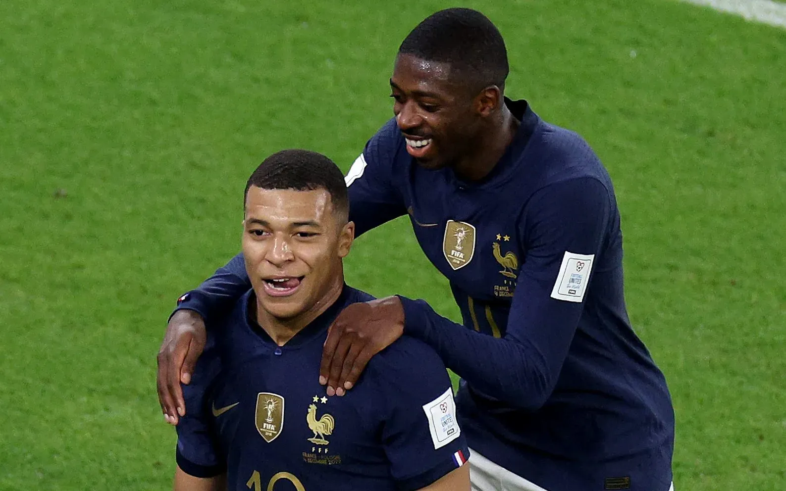 Kylian Mbappe y Ousmane Dembélé, compañeros en la Selección de Francia. Getty Images.
