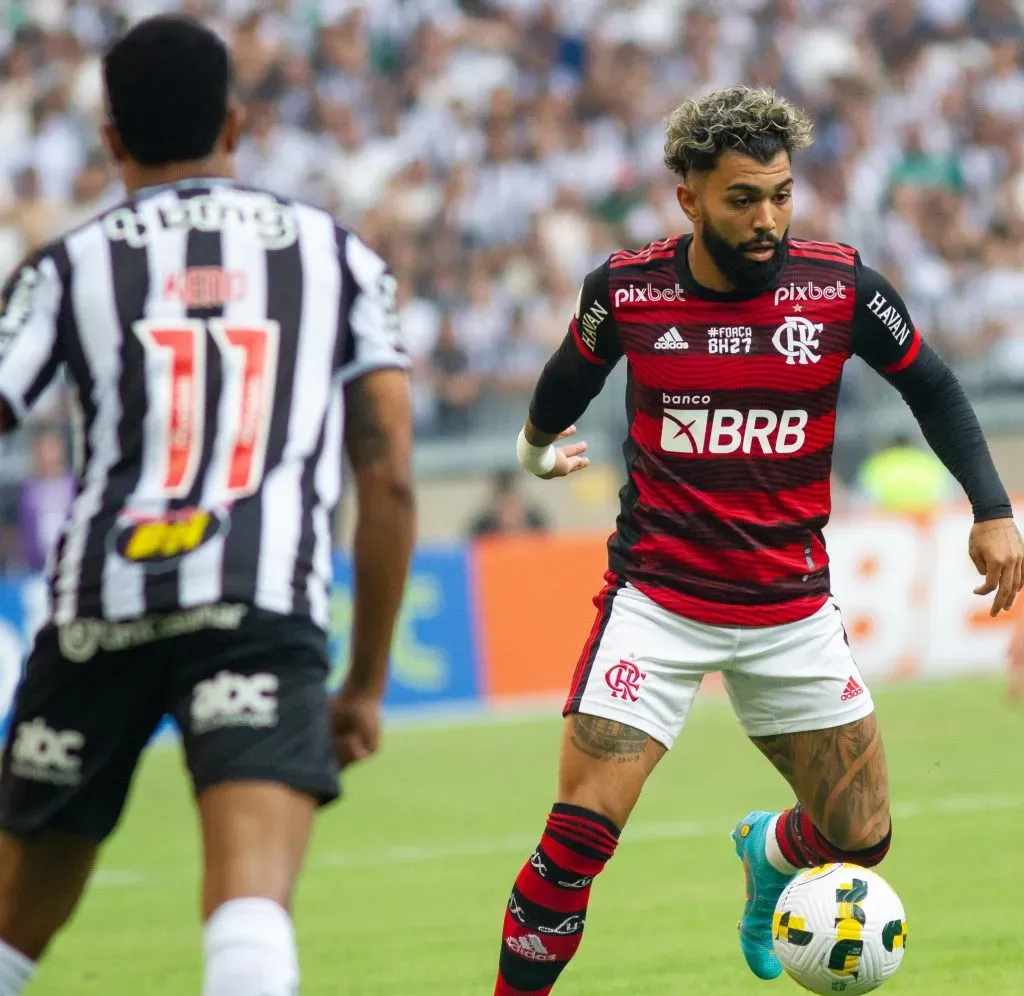 Gabigol atuando contra o Galo. Foto: Fernando Moreno/AGIF