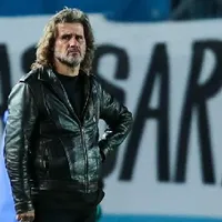 Insua enojado con Mastrangelo: \'El árbitro dirigió bien, salvó por los dos penales y la expulsión de Pérez que no hizo nada\'