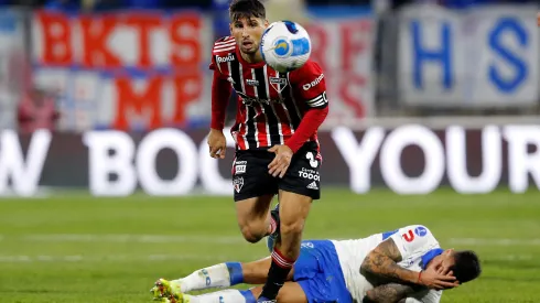Foto: (Marcelo Hernandez/Getty Images) - Calleri foi um dos três expulsos do São Paulo na polêmica partida de ida das oitavas de final da Copa Sul-Americana