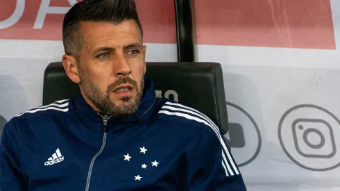 Alessandra Torres/AGIF - Paulo Pezzolano, técnico do Cruzeiro