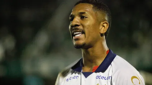 Foto: (Rogério Capela/AGIF) - Matheus Davó é o artilheiro do Bahia nesta Série B com sete gols marcados em 23 jogos, sendo 13 como titular