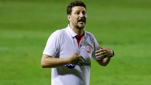 Foto: Rafael Vieira/AGIF - Elano "detonou" o Botafogo.