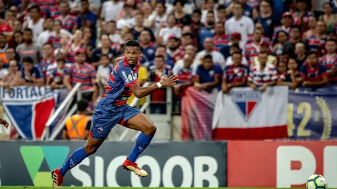 Foto: Stephan Eilert/AGIF | Jr. Santos tem passagem pelo Fortaleza