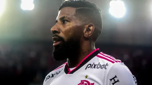 Foto: Gabriel Machado/AGIF - Rodinei vira assunto nos bastidores do Flamengo