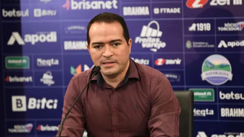Foto: (Kely Pereira/AGIF) - Marcelo Paz, presidente do Fortaleza, fez um pronunciamento após as cenas lamentáveis que aconteceram no Castelão neste domingo (3)