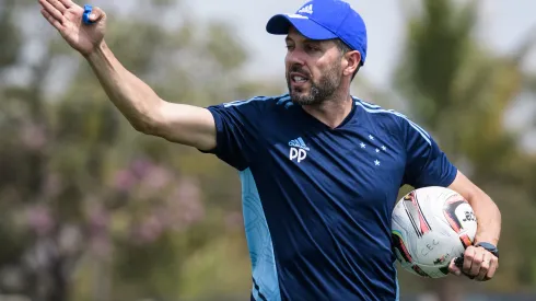 Foto: (Gustavo Aleixo/Cruzeiro) - Paulo Pezzolano quer que o Cruzeiro continue evoluindo sob seu comando