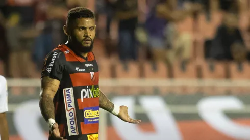 Foto: ( Diogo Reis/AGIF) - Roberto garante que o Ituano "vai com tudo" pra cima do Vasco