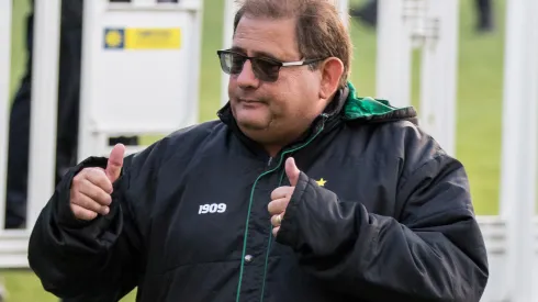 Robson Mafra/AGIF- Guto Ferreira, técnico do Coritiba