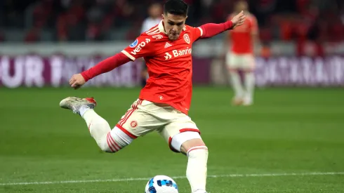 Fernando Alves/ Getty Images- fabrício Bustos, lateral-direito do Inter