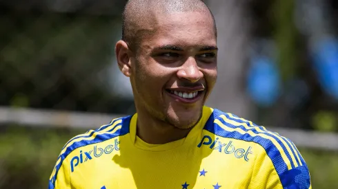 Foto: (Gustavo Aleixo/Cruzeiro) - Vitor Roque deixou o Cruzeiro de forma polêmica em 2022