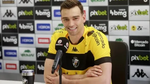 Daniel Ramalho/Vasco- Léo Jardim, goleiro do Vasco