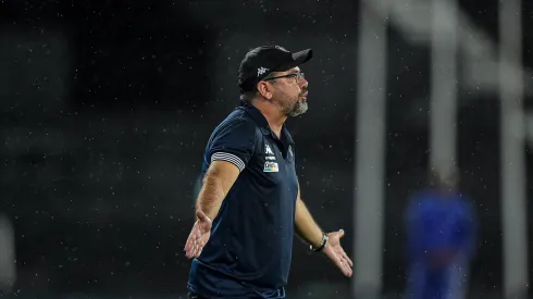 Thiago Ribeiro/AGIF- Enderson Moreira em sua passagem pelo Botafogo