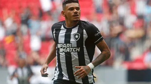 Foto: Vitor Silva/Botafogo - Tiquinho Soares de olho na artilharia.