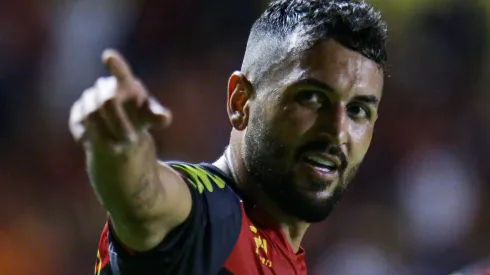 PE - Recife - 24/01/2023 - PERNAMBUCANO 2023, SPORT X BELO JARDIM - Wanderson jogador do Sport comemora seu gol durante partida contra o Belo Jardim no estadio Ilha do Retiro pelo campeonato Pernambucano 2023. Foto: Rafael Vieira/AGIF