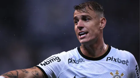 Foto: Ettore Chiereguini/AGIF - Róger Guedes comenta sobre possível treta no Corinthians