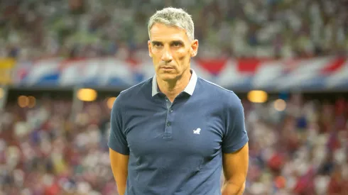 Foto: Lucas Emanuel/AGIF - Marcelo Paz fala sobre renovação de contrato de Vojvoda.