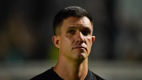 Foto: Thiago Ribeiro/AGIF - Barbieri não deve gostar dessa situação provável no Vasco.