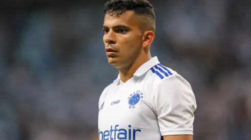 RS - PORTO ALEGRE - 17/05/2023 - COPA DO BRASIL 2023, GREMIO X CRUZEIRO - Bruno Rodrigues jogador do Cruzeiro durante partida contra o Gremio no estadio Arena do Gremio pelo campeonato Copa do Brasil 2023. Foto: Pedro H. Tesch/AGIF