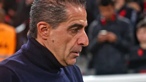 PR - CURITIBA - 16/07/2023 - BRASILEIRO A 2023, ATHLETICO-PR X BAHIA - Renato Paiva tecnico do Bahia durante partida contra o Athletico-PR no estadio Arena da Baixada pelo campeonato Brasileiro A 2023. Foto: Gabriel Machado/AGIF