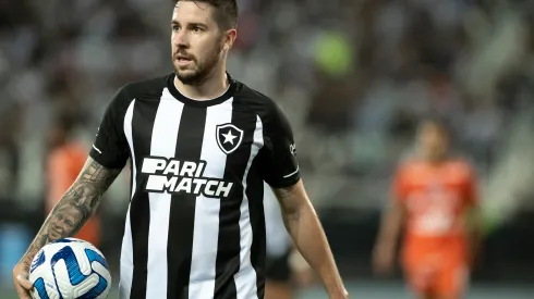 RJ - RIO DE JANEIRO - 20/04/2023 - COPA SUL-AMERICANA 2023, BOTAFOGO X CESAR VALLEJO - Gustavo Sauer jogador do Botafogo durante partida contra o Cesar Vallejo no estadio Engenhao pelo campeonato Copa Sul-Americana 2023. Foto: Jorge Rodrigues/AGIF
