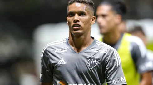 Foto: Gilson Lobo/AGIF - Pedrinho fala sobre início complicado no Atlético.