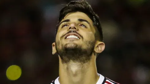 Pai de Beraldo expõe futuro do zagueiro e agita torcida do São Paulo