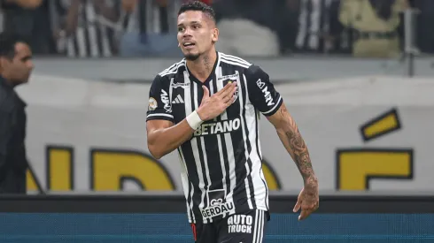 Foto: Gilson Junio/AGIF - Paulinho relembra duelo contra o Palmeiras.