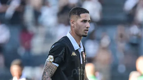 Vasco comunica Praxedes sobre seu futuro para a próxima temporada