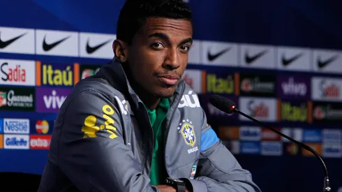 Luiz Gustavo. Coletiva de imprensa da Seleção no Hotel Sheraton. Foto: Wagner Meier/AGIF